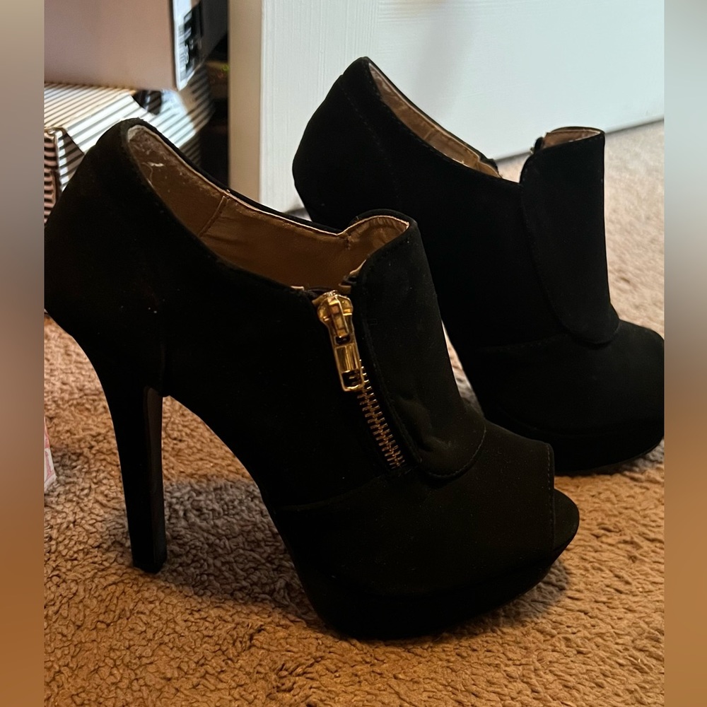 Are Used But They Are In Good Condition - image 2